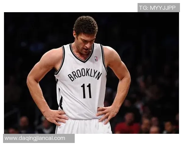 布鲁克洛佩斯：从NBA巨星到篮球战术的关键人物解析